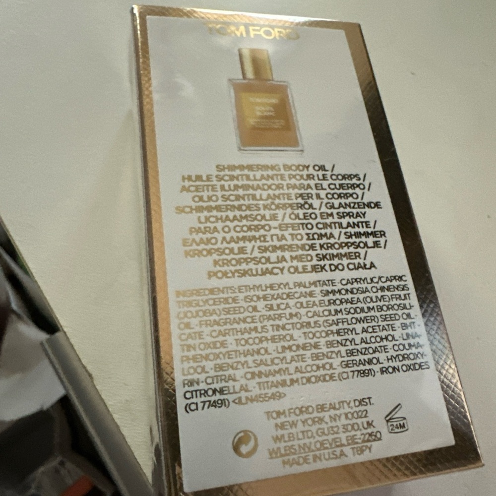 Tom Ford Soleil Blanc Gold Shimmer Oil - Picture 2 of 2
